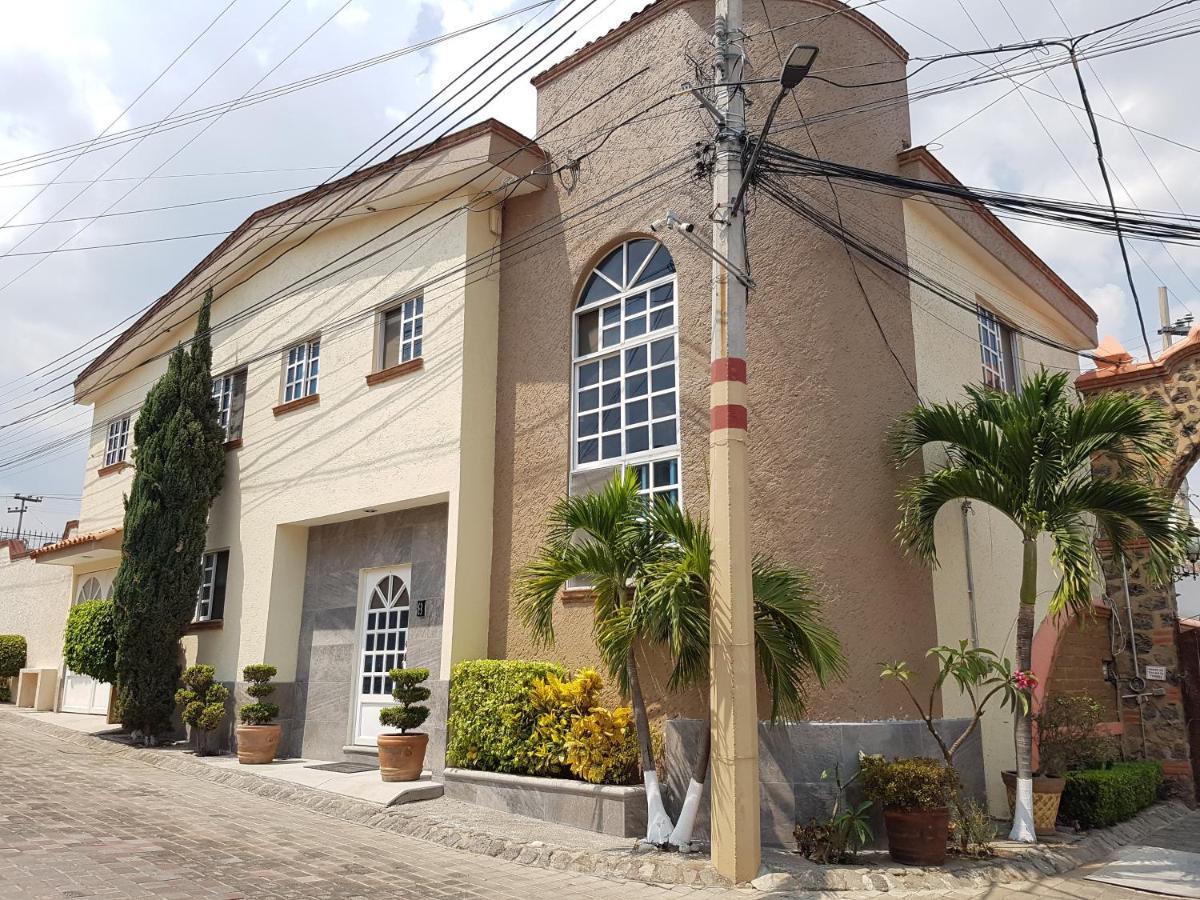 Casa Los Peregrina Куэрнавака Экстерьер фото